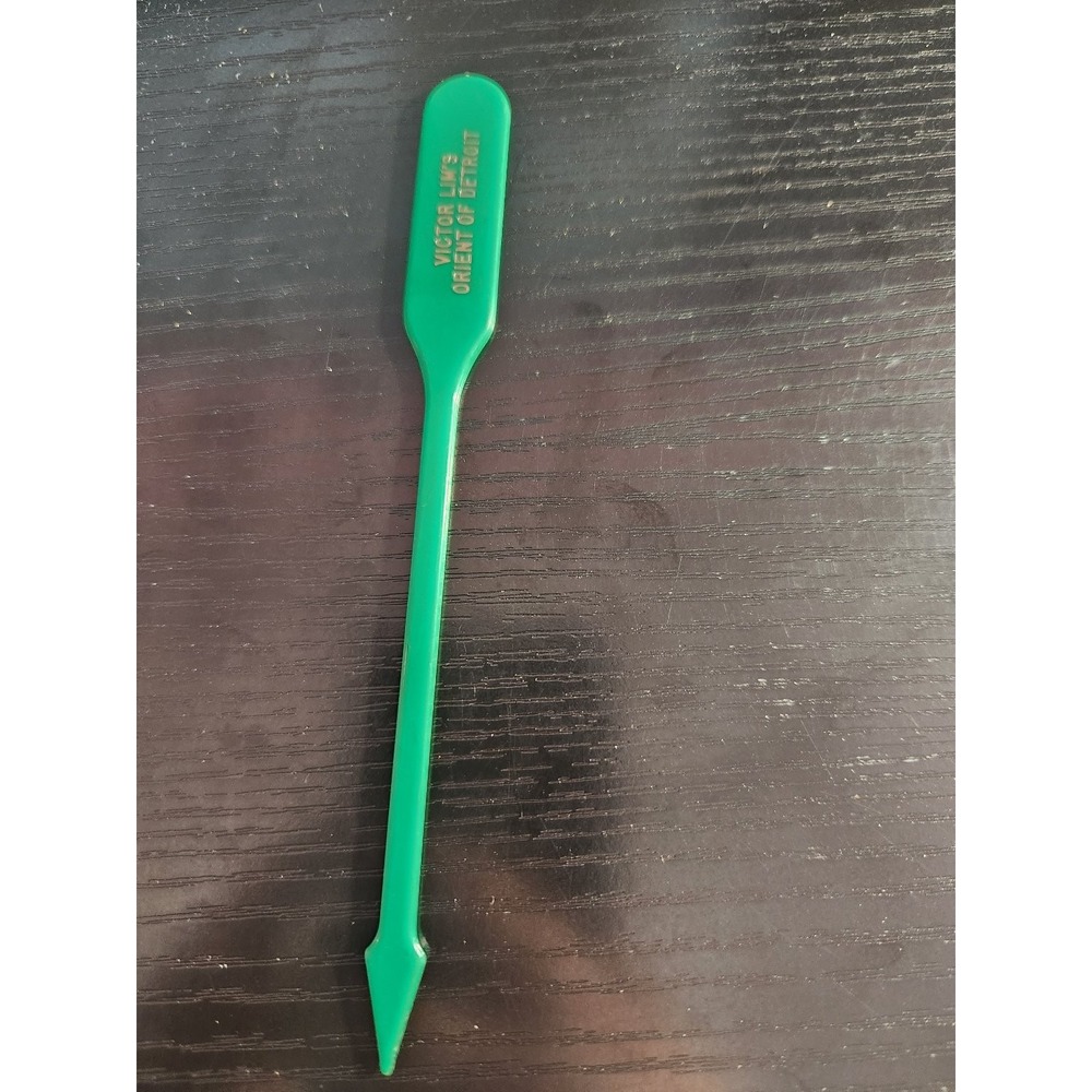 Vintage Victor Lim's Orient of Detroit Swizzle Stir Stick Green 6 In Barware